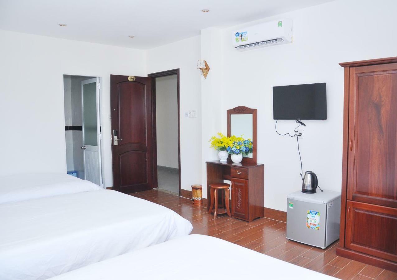 Thuy Tien Hotel Куинён Экстерьер фото